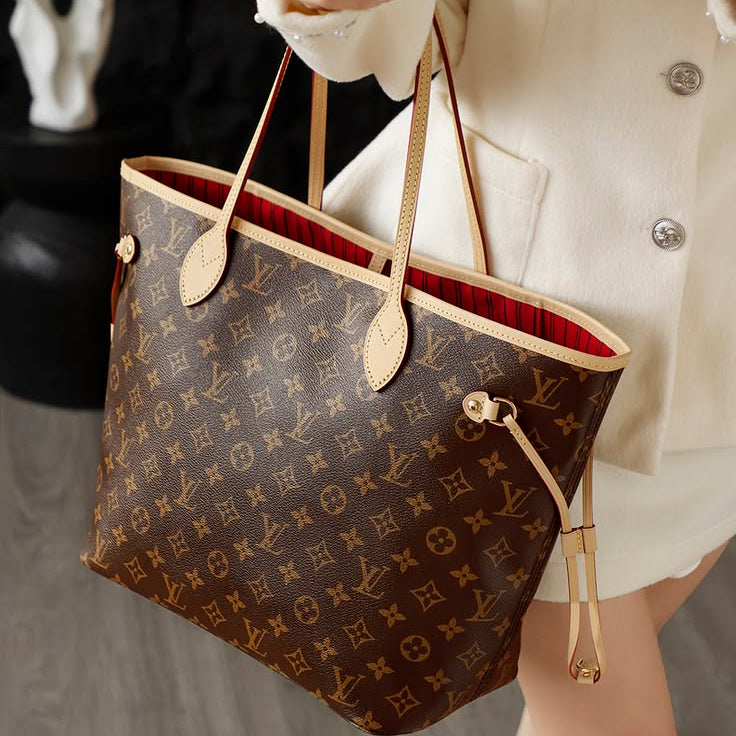 Louis Vuitton Neverfull Bag