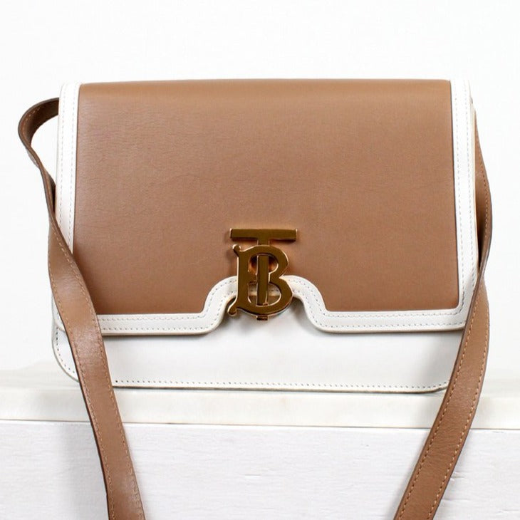 Burberry TB Medium Monogram