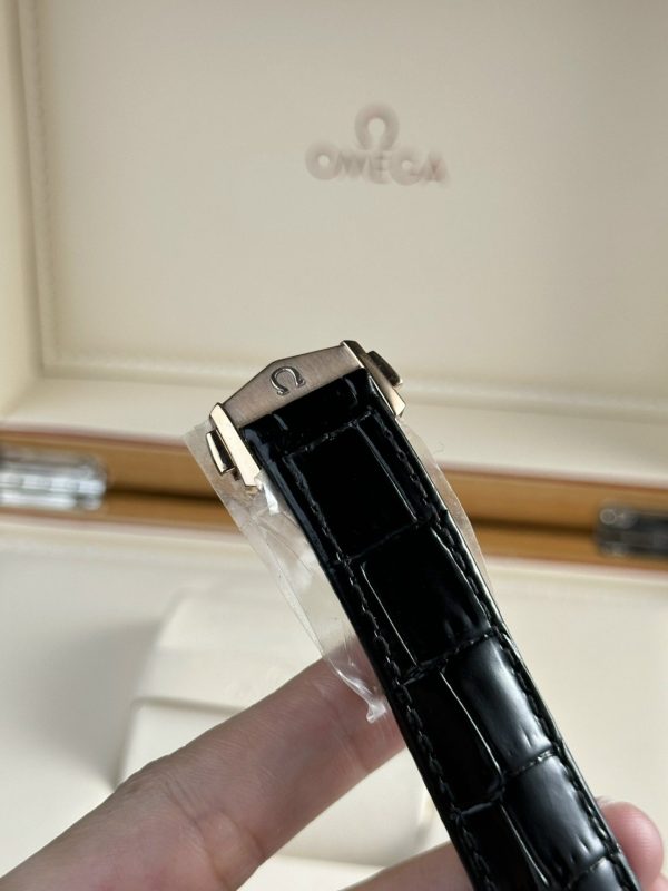 Omega  Moonwatch