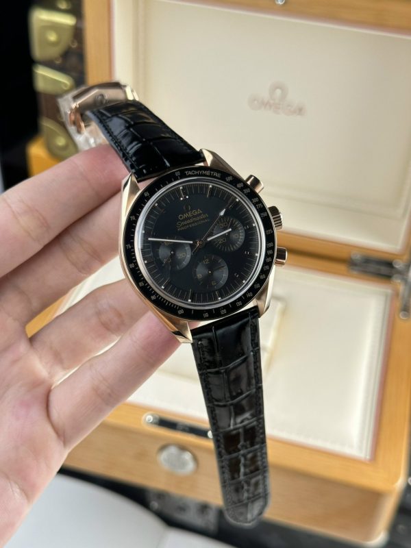 Omega  Moonwatch