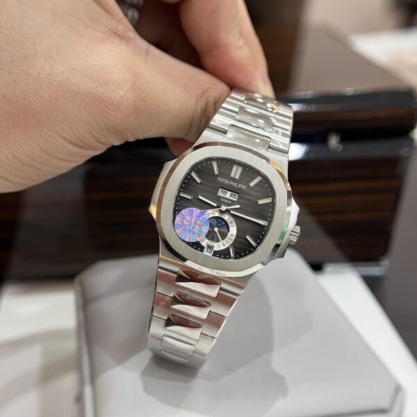 Patek Philippe Nautilus