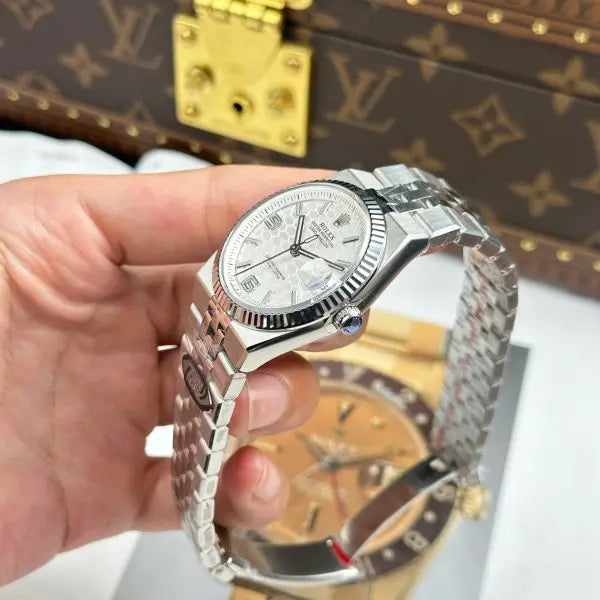 Rolex Land-Dweller