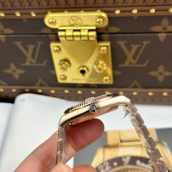 Rolex Land-Dweller