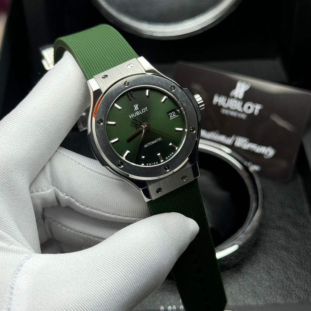 HUBLOT CLASSIC FUSION TITANIUM GREEN