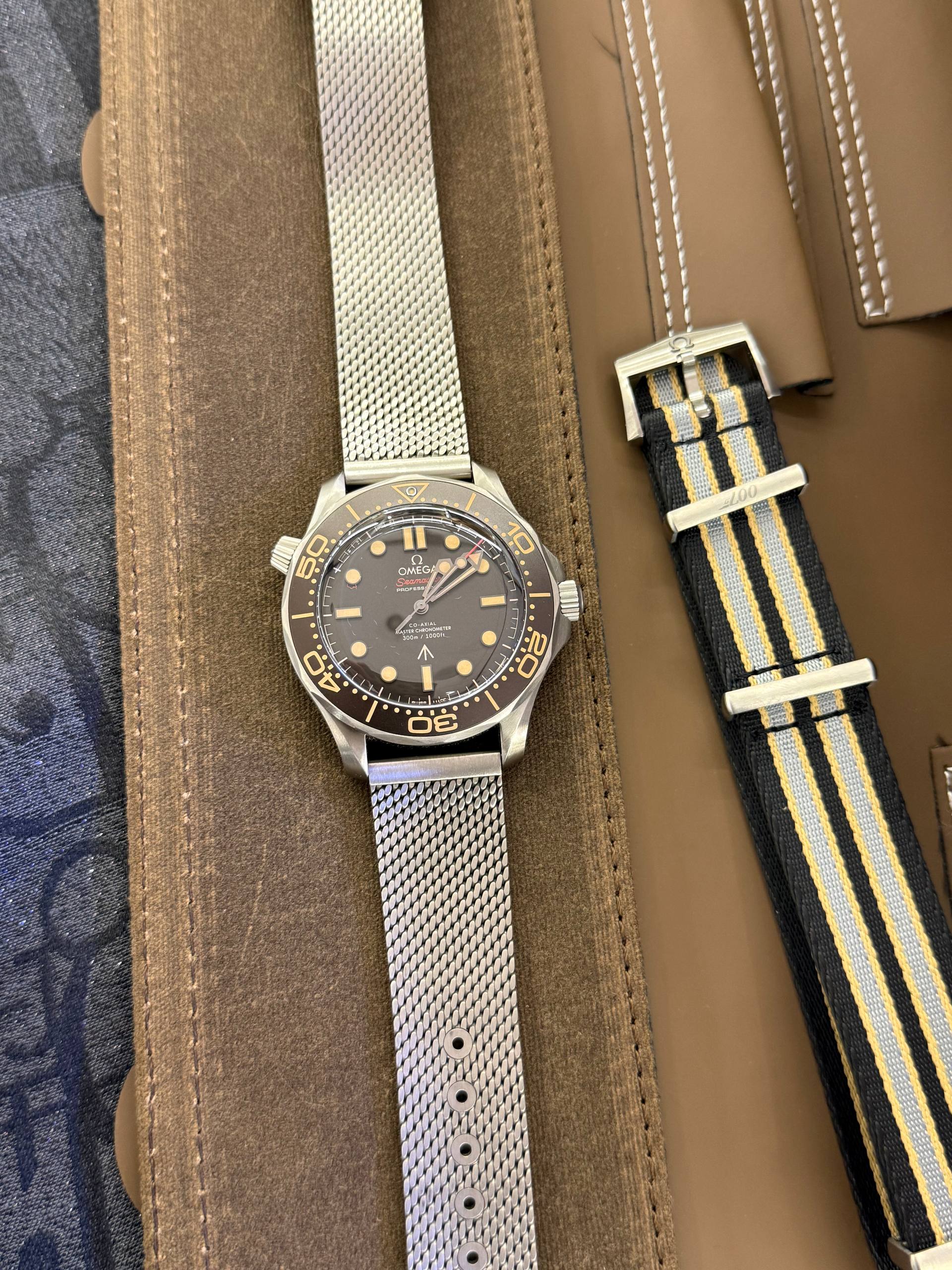 Omega Seamaster Diver 300M - Swiss
