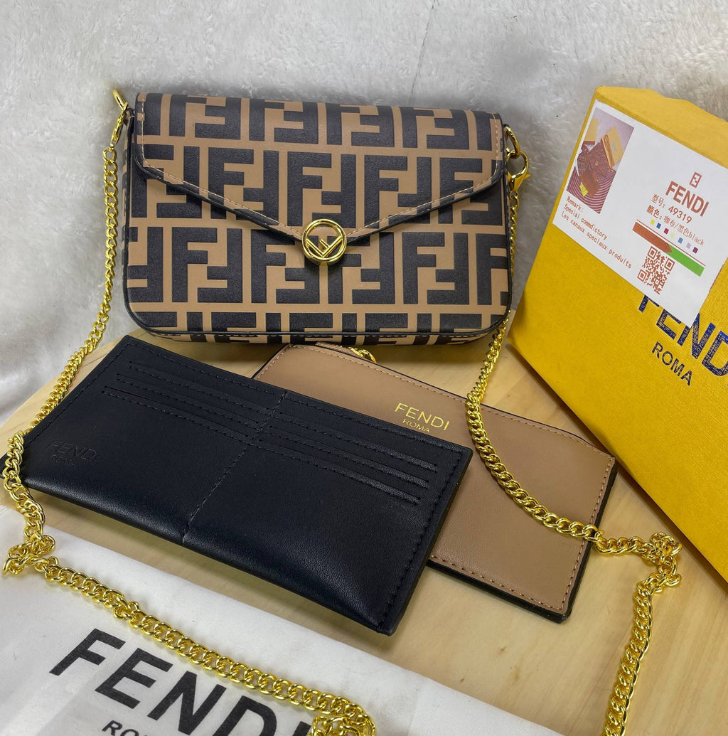 F is Fendi Envelope Marron